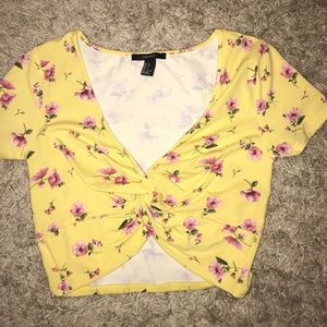 Yellow flower twist shirt L